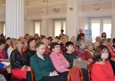 Powiększ zdjęcie Widownia.