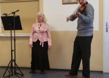 Powiększ zdjęcie Występ seniorów.