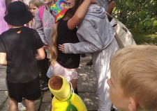 Powiększ zdjęcie Grupa dzieci.