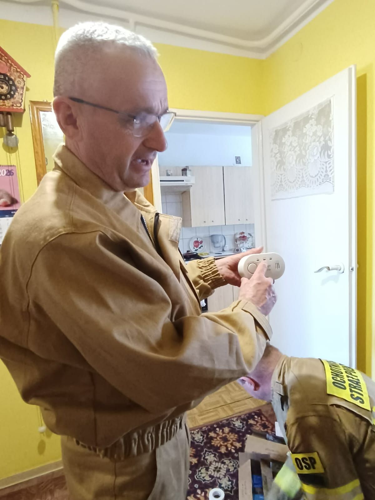 Galeria zdjęć: Montaż czujek dymu i tlenku węgla – inwestycja w bezpieczeństwo mieszkańców