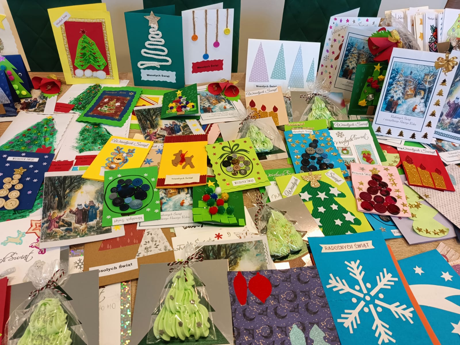 Zdjęcie: Kartki świąteczne dla osób w kryzysie bezdomności