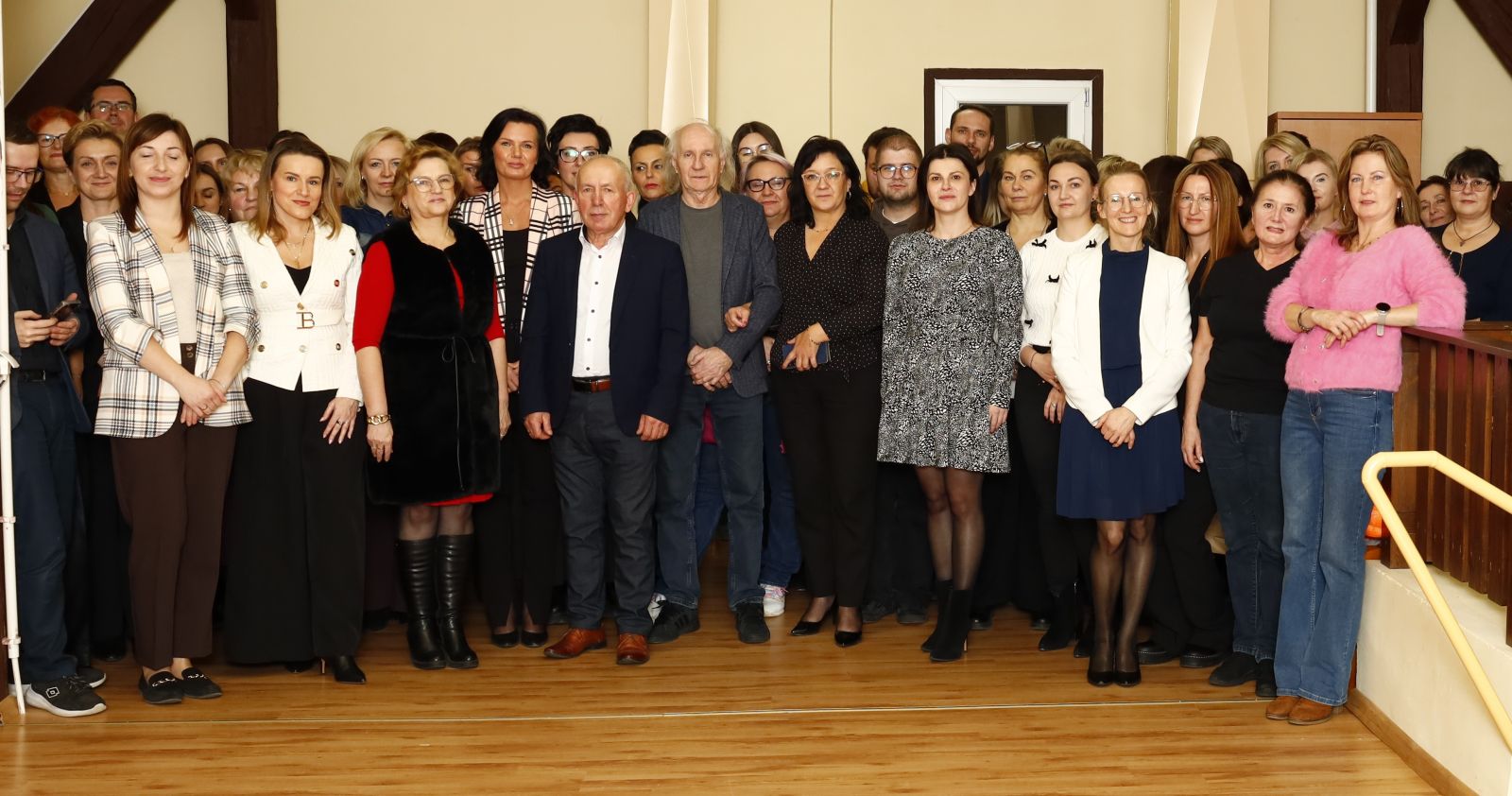 Zdjęcie: Podziękowanie pracownikom MOPS przechodzącym na emeryturę