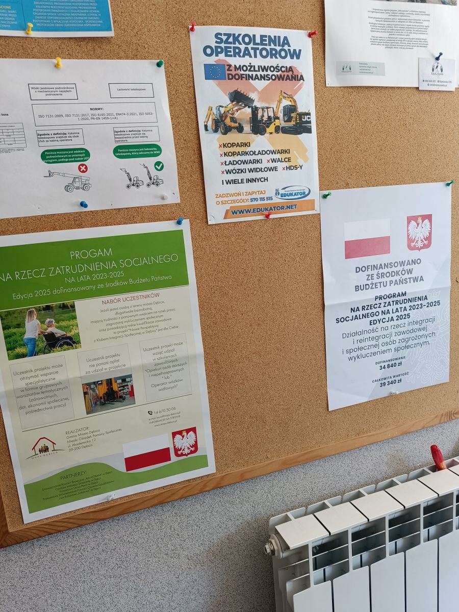 Zdjęcie: Kurs „Operator wózków widłowych” w projekcie  „NOWE PERSPEKTYWY Z KLUBEM INTEGRACJI SPOŁECZNEJ W DĘBICY”